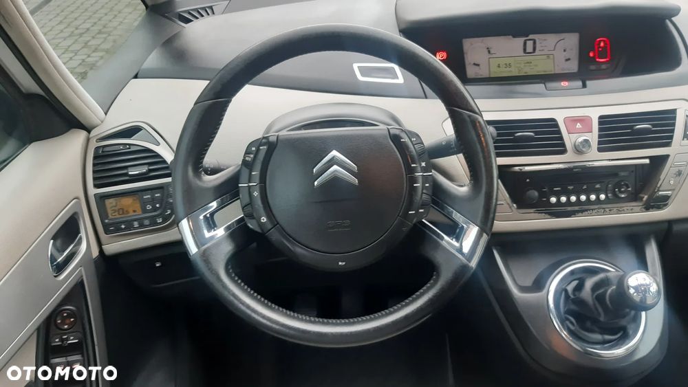 Citroën C4 Grand Picasso - 17