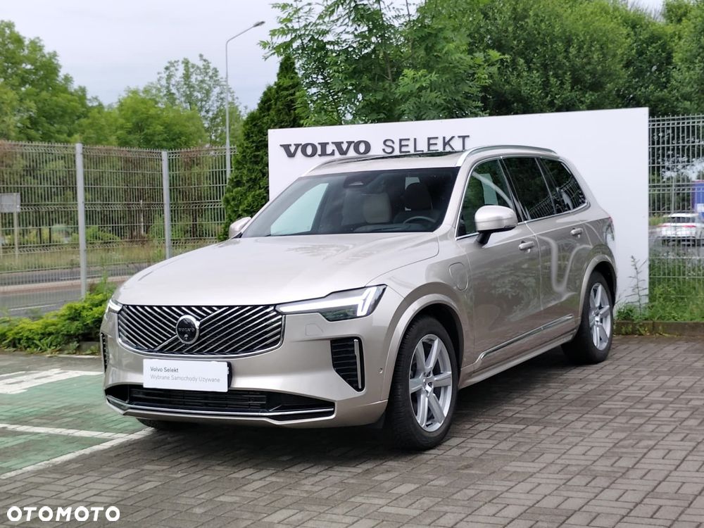 Volvo XC 90 - 9