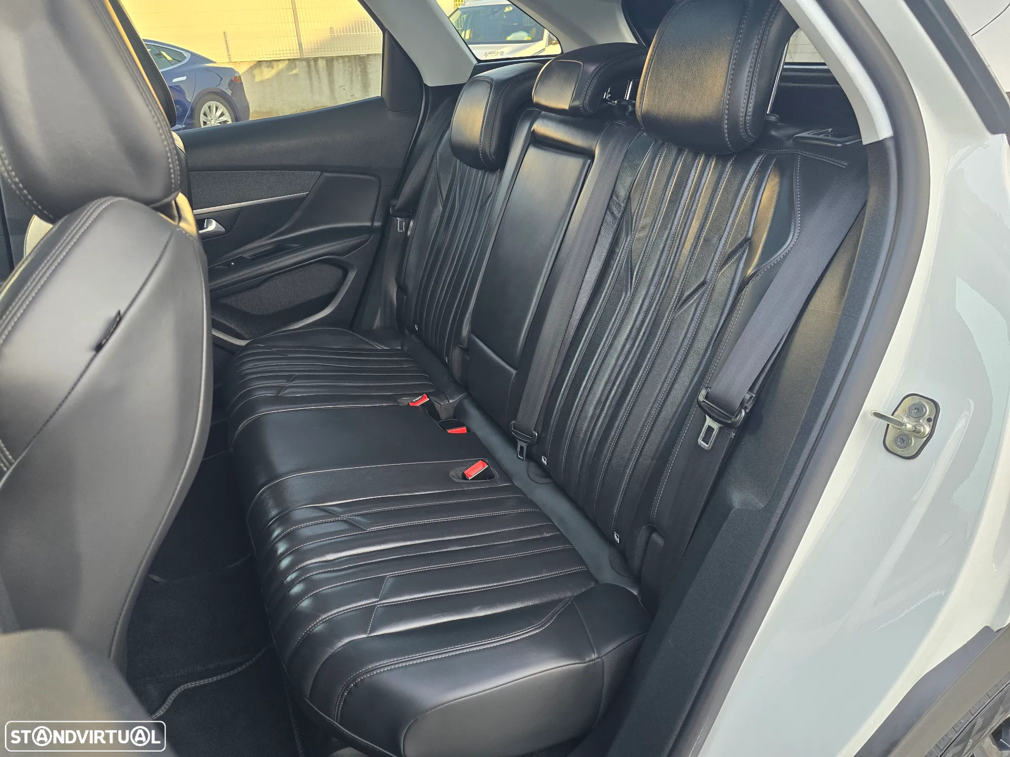 Peugeot 3008 1.6 BlueHDi Allure EAT6 - 36