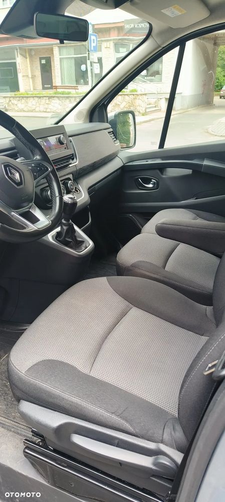 Renault Trafic 2.0 dCi - 16