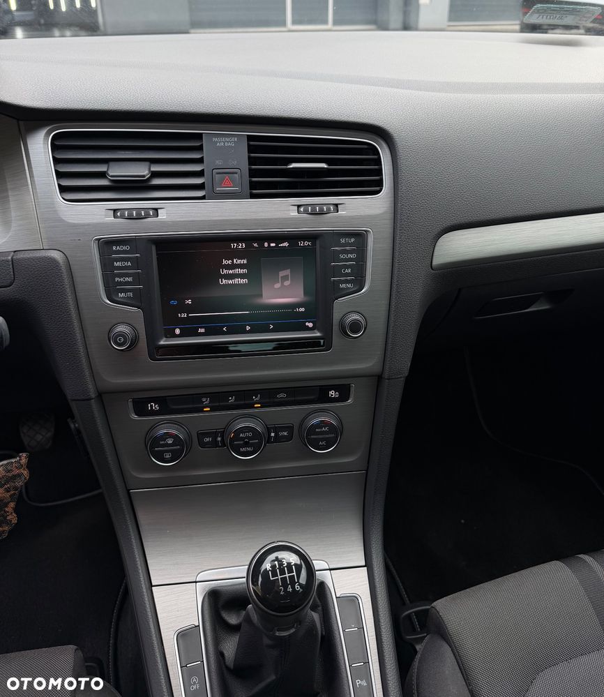 Volkswagen Golf 1.4 TSI BMT Comfortline - 8