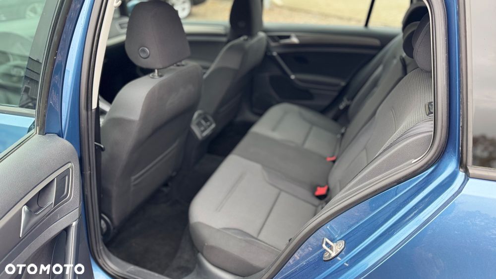 Volkswagen Golf 1.4 TSI BlueMotion Technology DSG Comfortline - 24