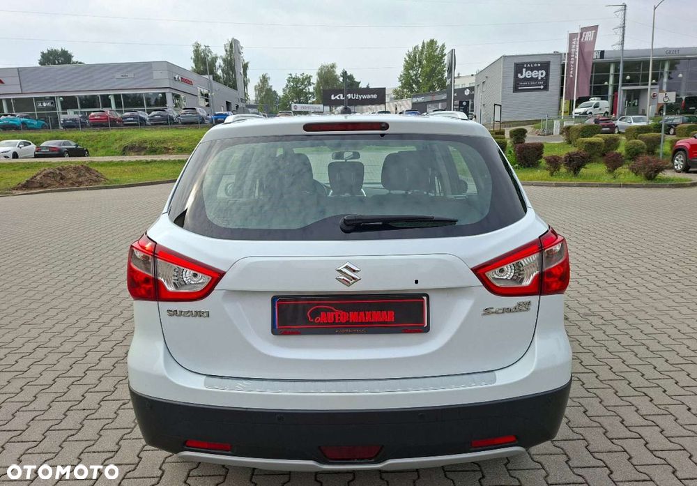 Suzuki S-Cross - 10