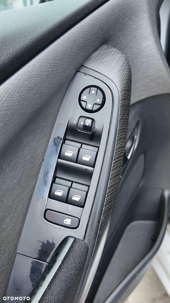 Citroën C4 Picasso - 11
