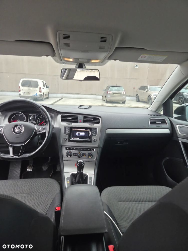 Volkswagen Golf 1.6 TDI Highline - 10