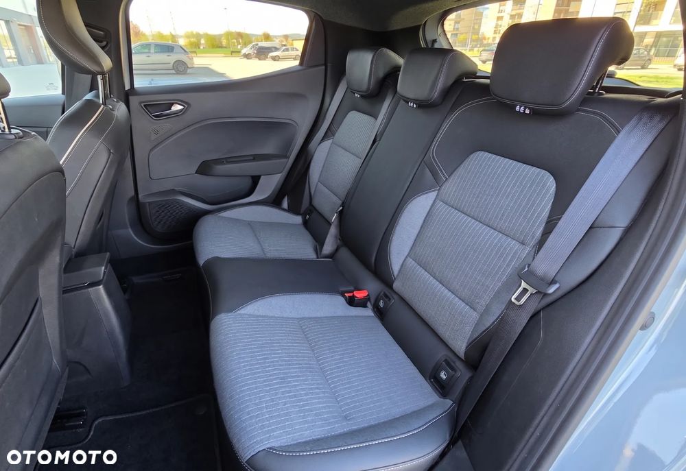 Renault Clio 1.0 TCe Techno - 8