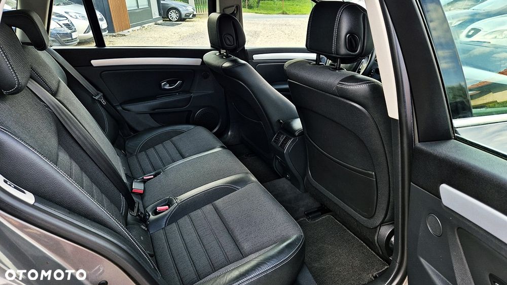 Renault Laguna 2.0 Privilege - 32