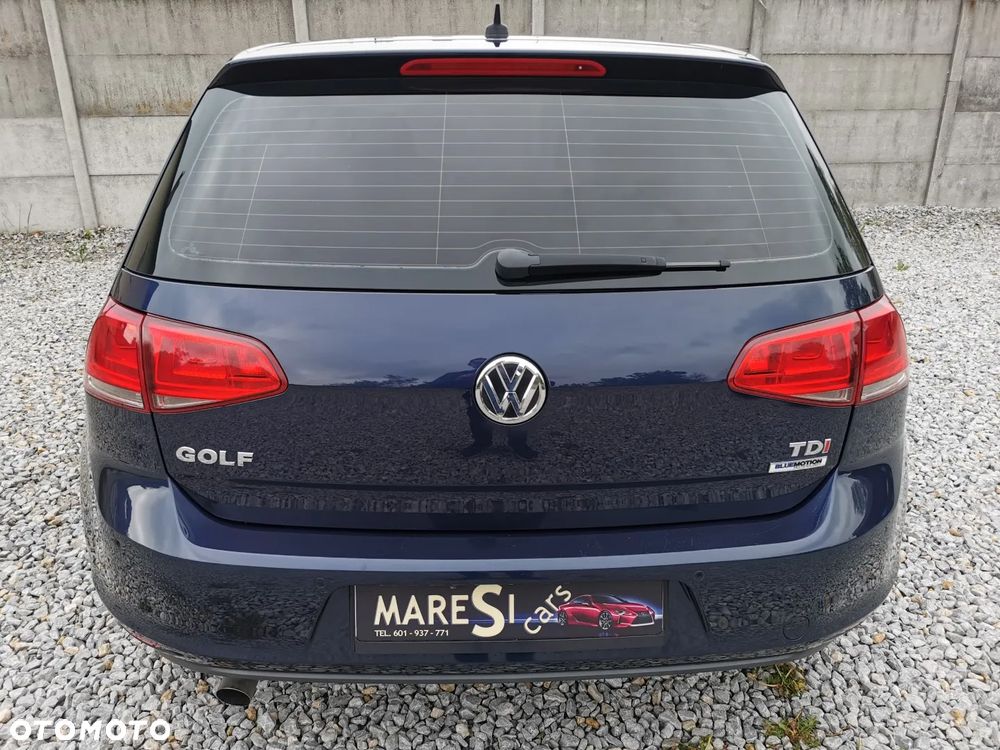 Volkswagen Golf - 5