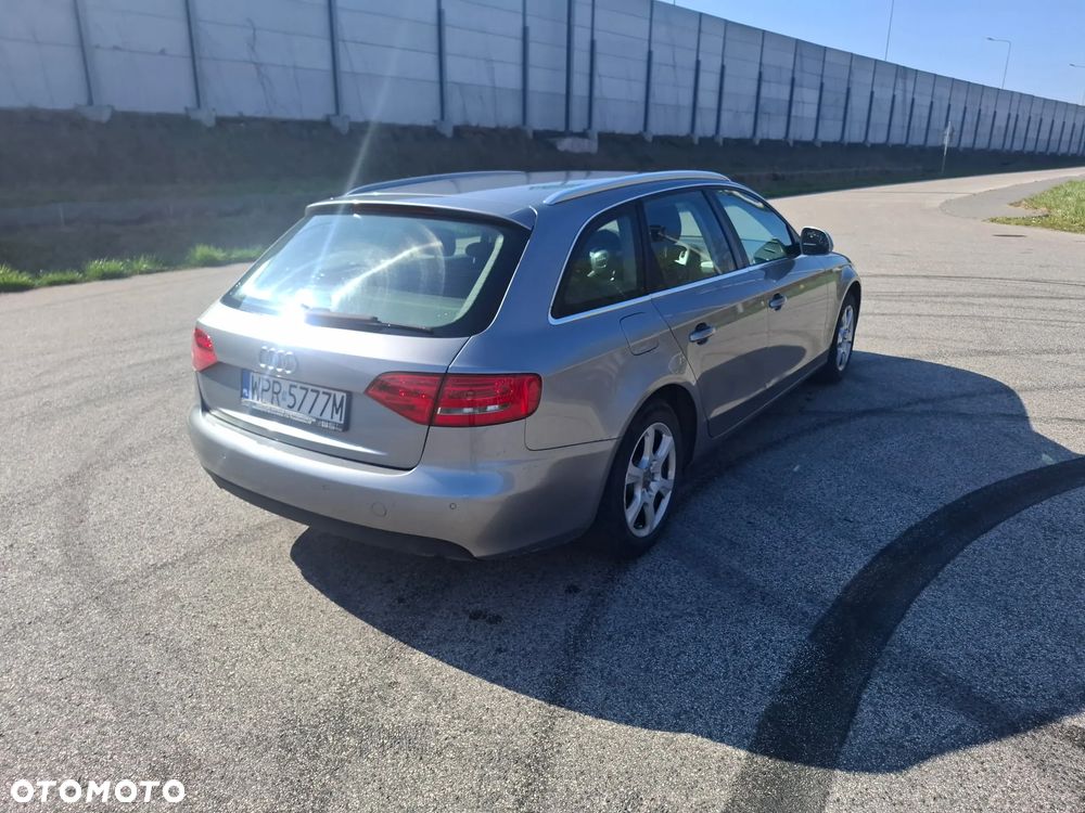 Audi A4 Avant 2.0 TDI - 4
