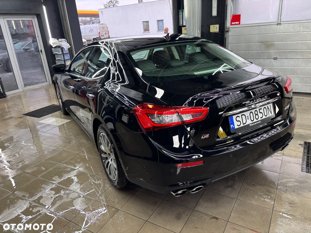 Maserati Ghibli S Q4 - 12