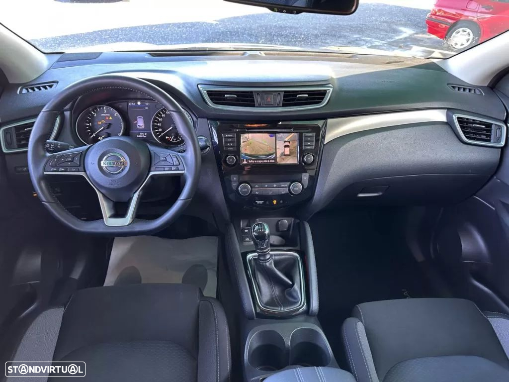 Nissan Qashqai 1.5 dCi N-Connecta J18 - 13