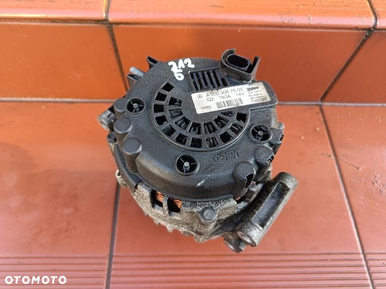 MERCEDES W207 W212 W218 3.0 3.5 V6 350 CDI ALTERTNATOR 180A A0009067500 - 1