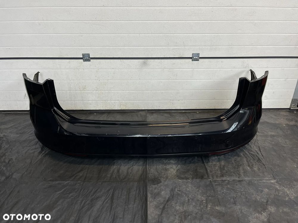 VW Passat B8 Zderzak tylny oryginał czarny 3G5807521D 3G5807521E - 1