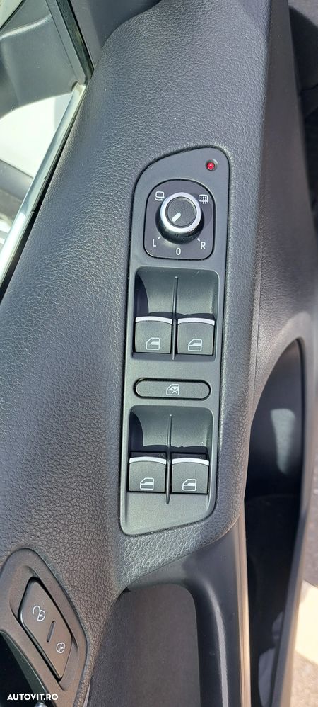 Volkswagen Tiguan 2.0 TDI SCR BlueMotion Technology Sport & Style - 12