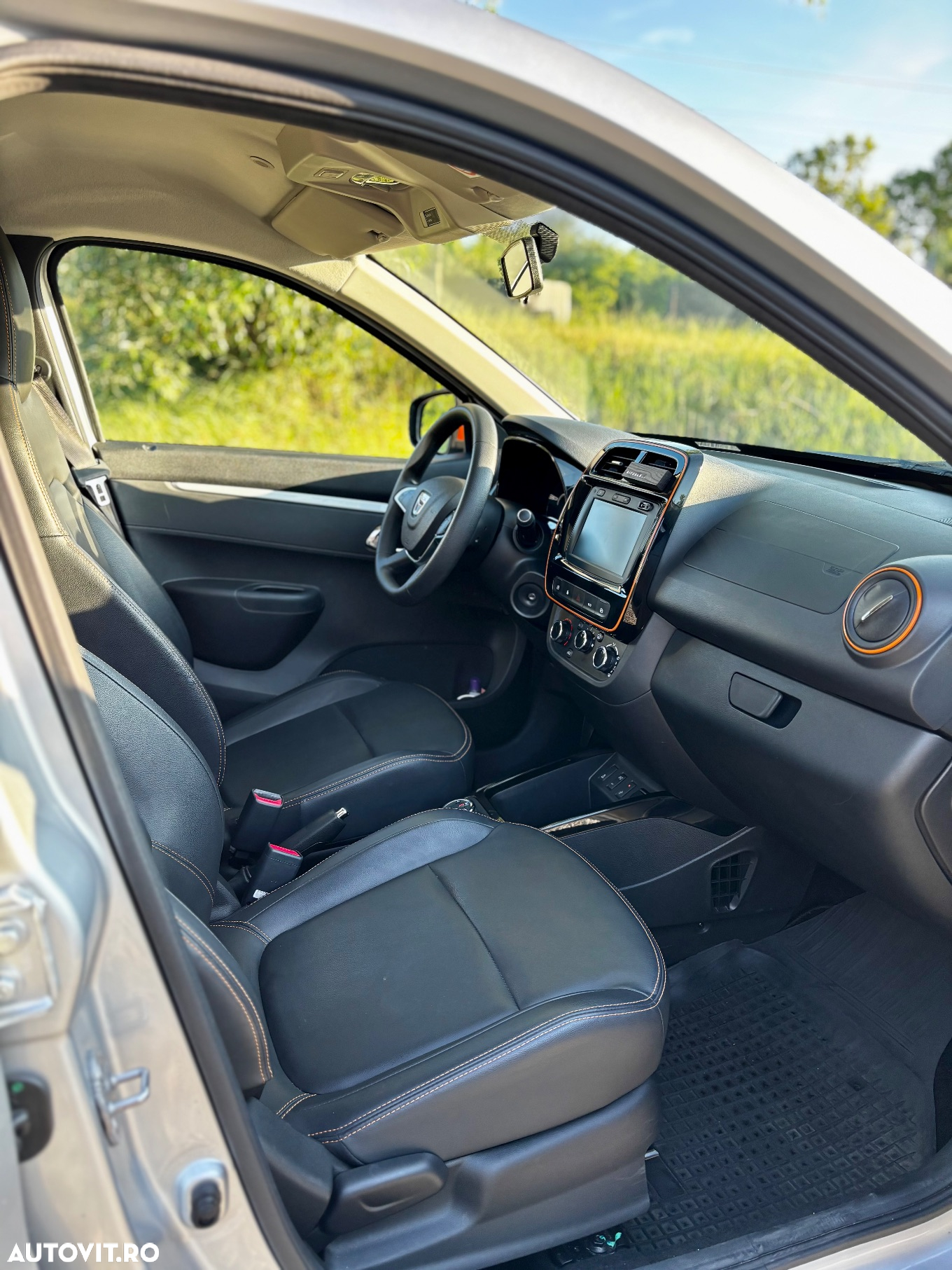 Dacia Spring - 7