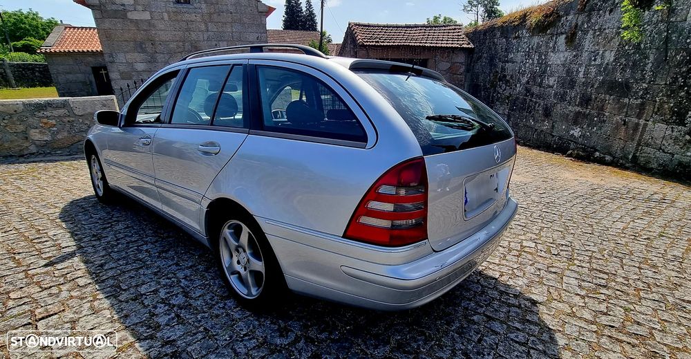 Mercedes-Benz C 220 - 4
