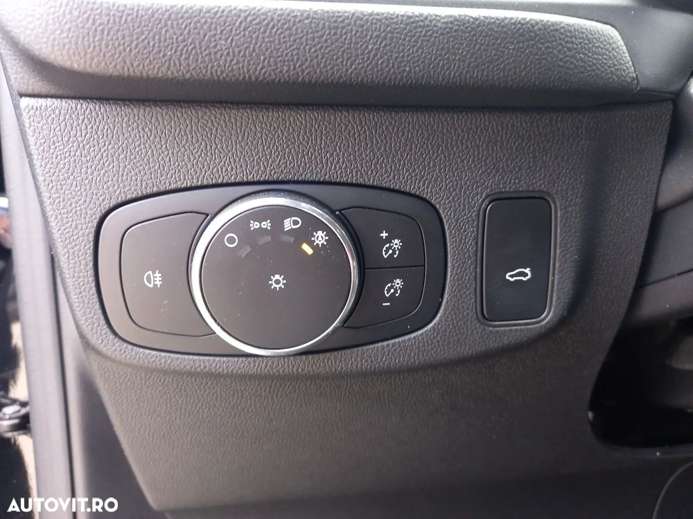 Ford Focus - 21