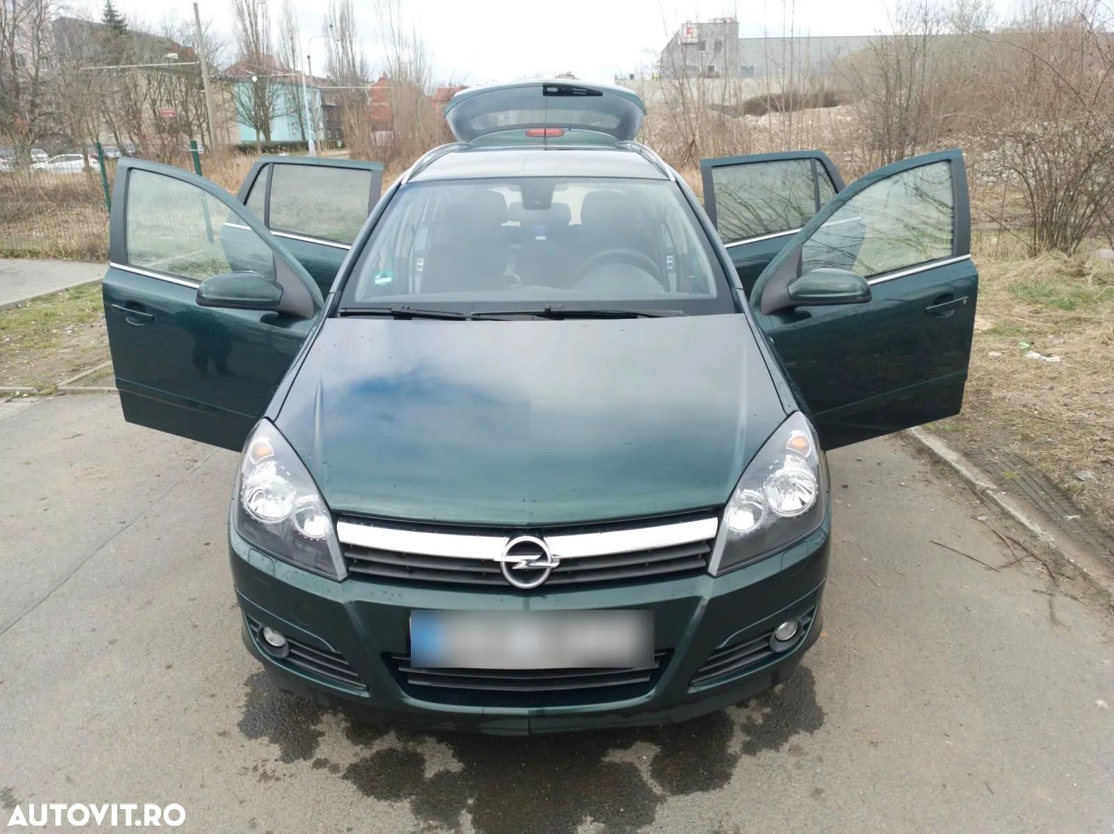 Dezmembrari / Dezmembrez Opel Astra H Break - 1