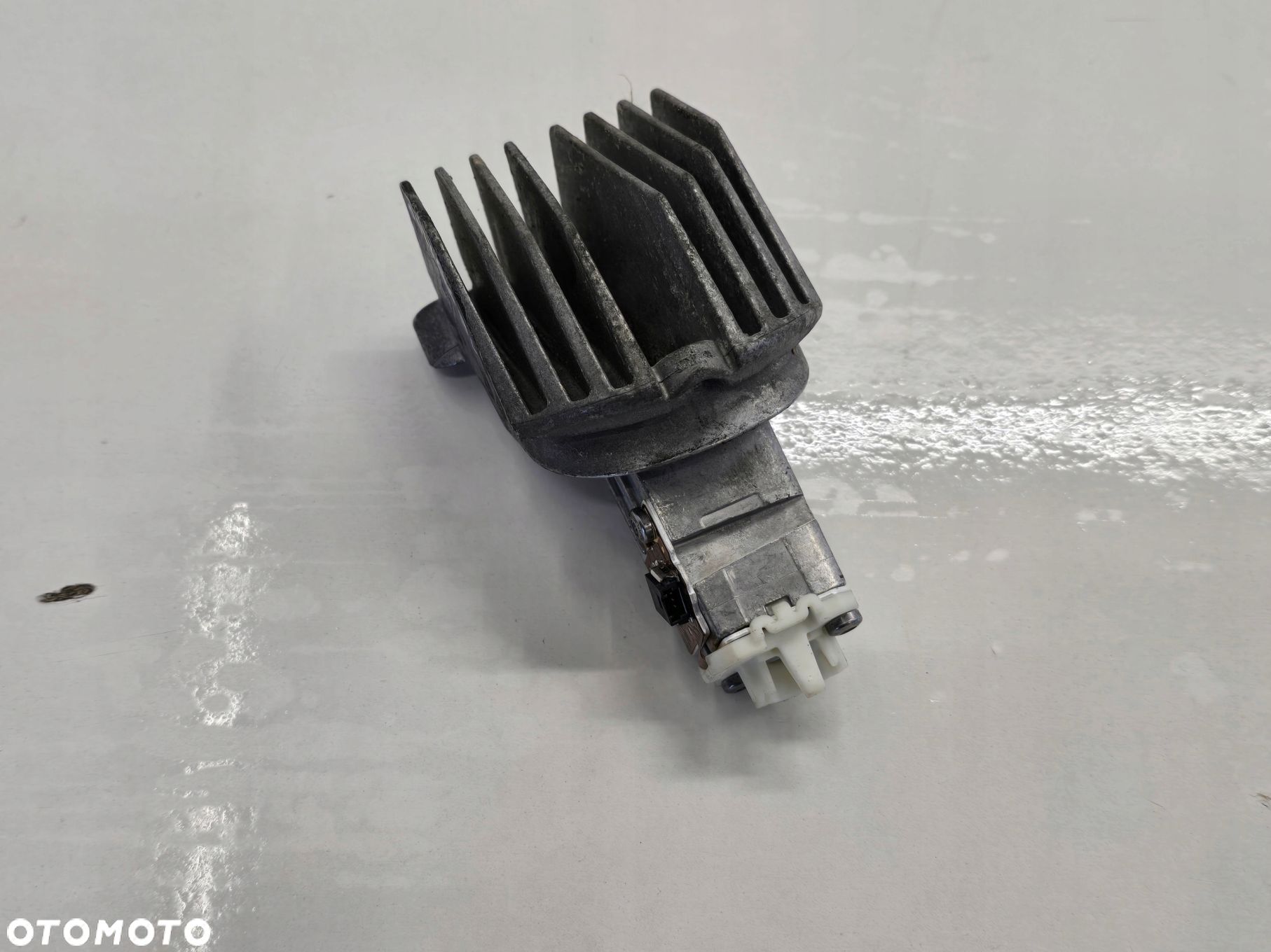 BMW 5 F10 F11 LIFT 15R JEŻ MODUŁ LAMPY LED 18592200 - 1