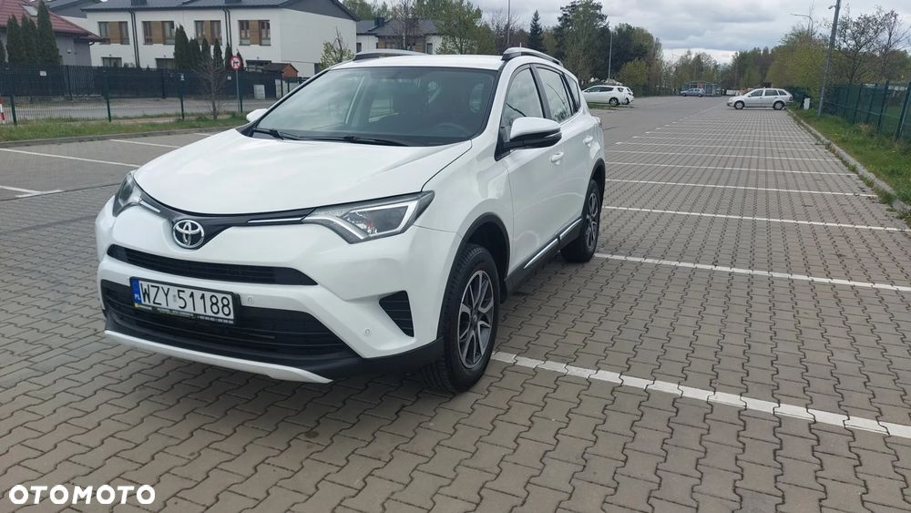 Toyota RAV4 - 3
