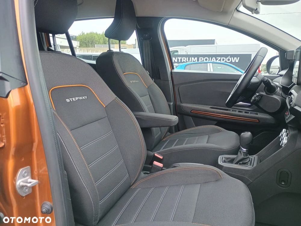 Dacia Sandero 1.0 TCe Comfort CVT - 27