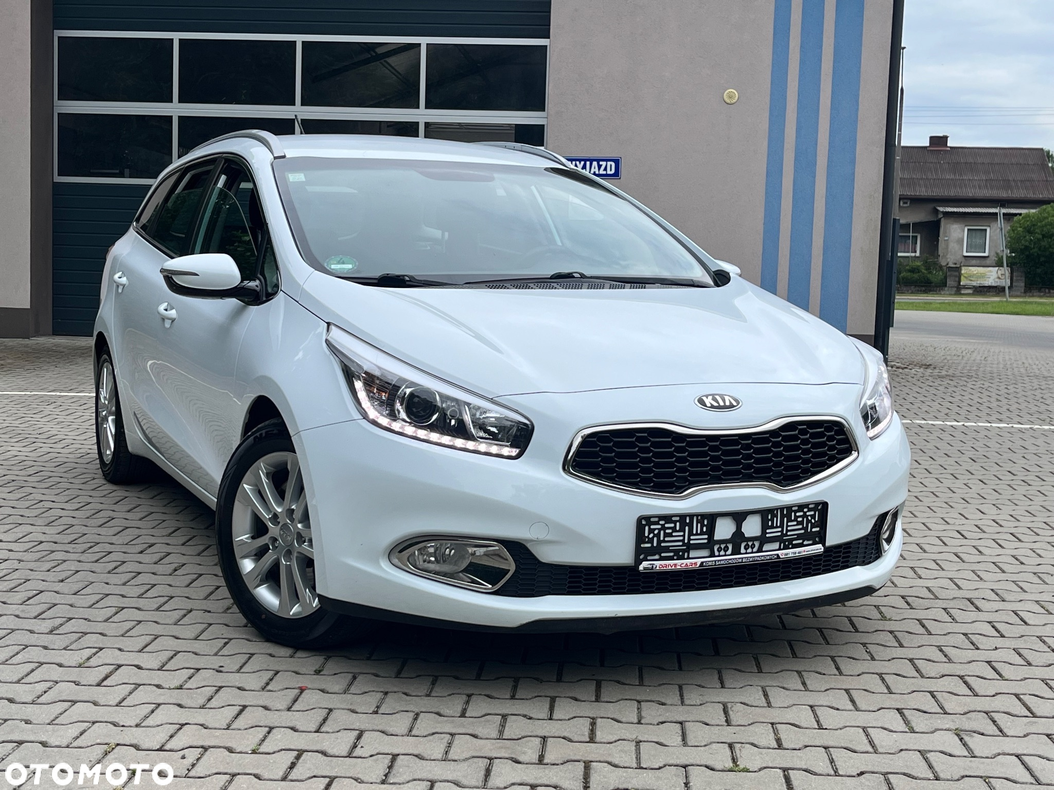 Kia Ceed 1.6 CRDi 128 Vision - 3