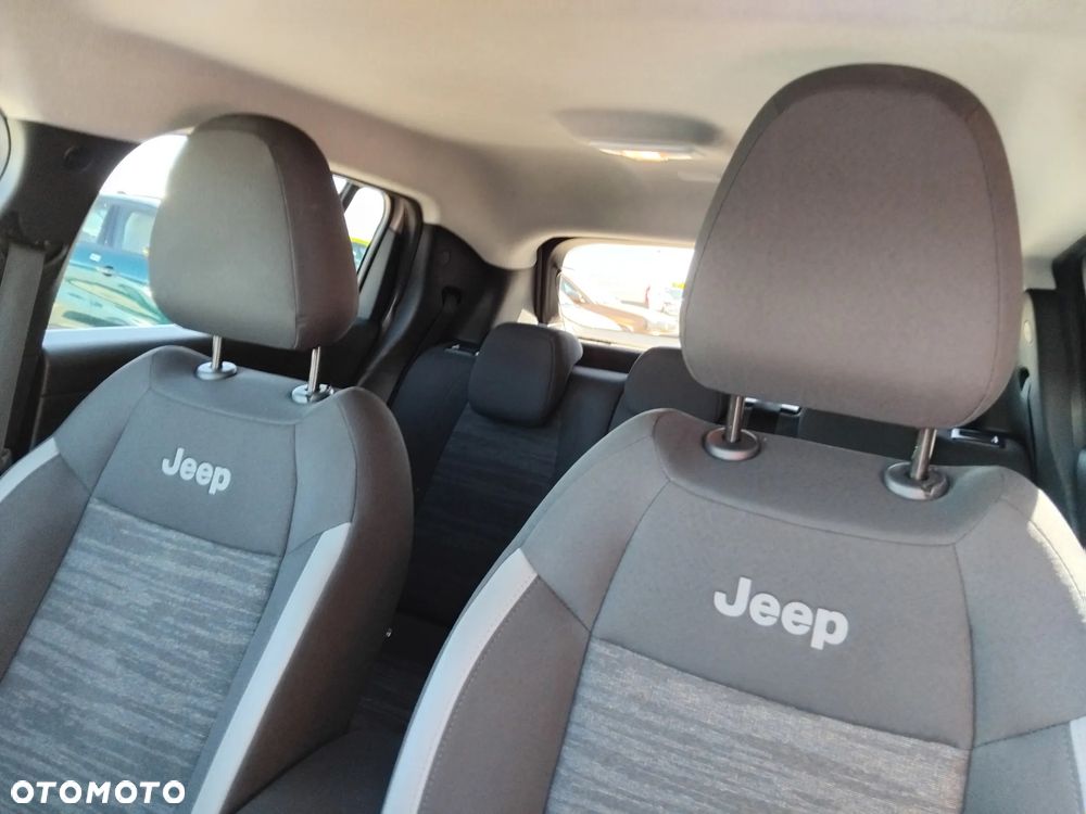 Jeep Avenger 1.2 GSE T3 Altitude FWD - 21