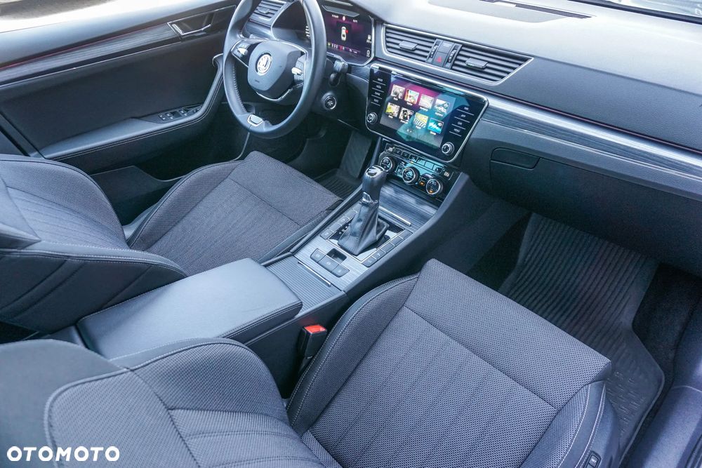 Skoda Superb 2.0 TSI Style DSG - 37
