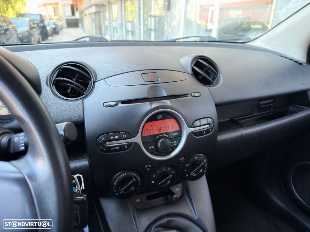 Mazda 2 1.3 MZR Comfort - 16