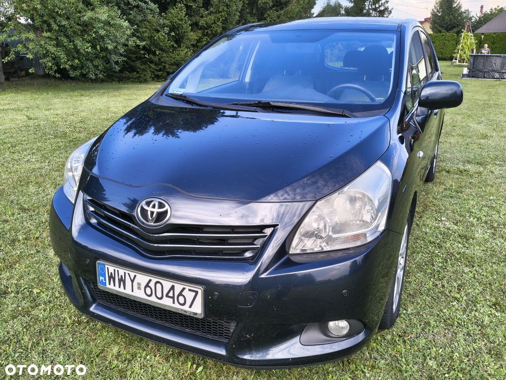 Toyota Verso - 3