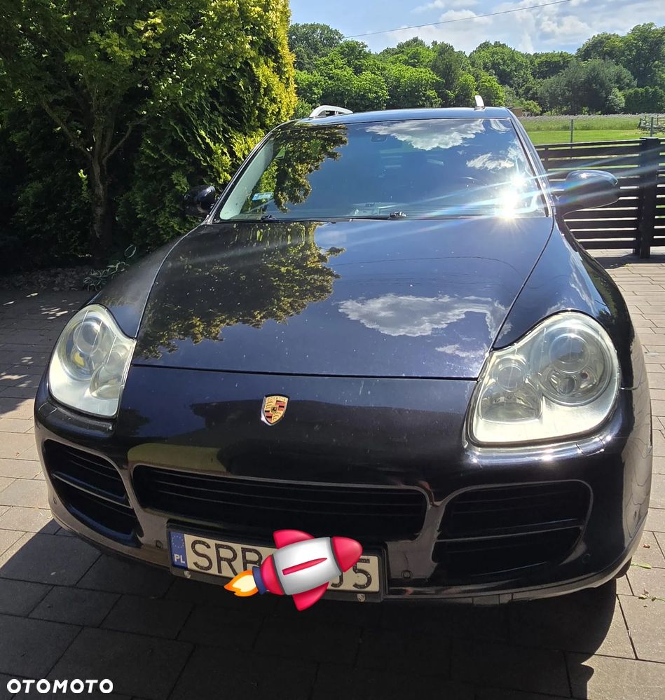 Porsche Cayenne - 1