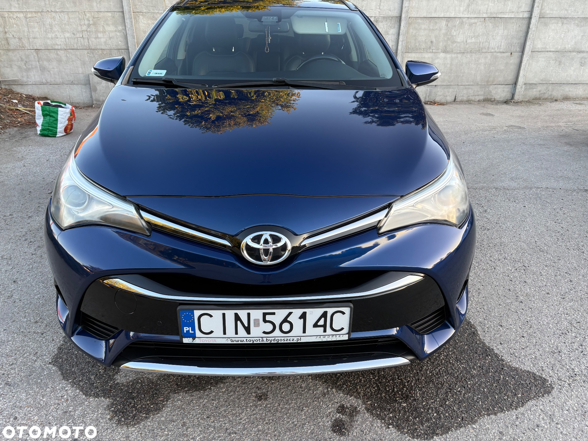 Toyota Avensis 1.8 Premium - 28