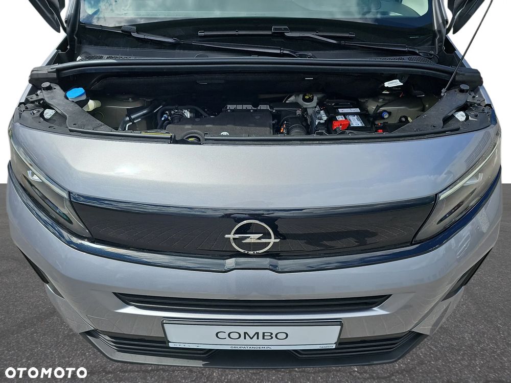 Opel COMBO 5-miescowy automat - 33