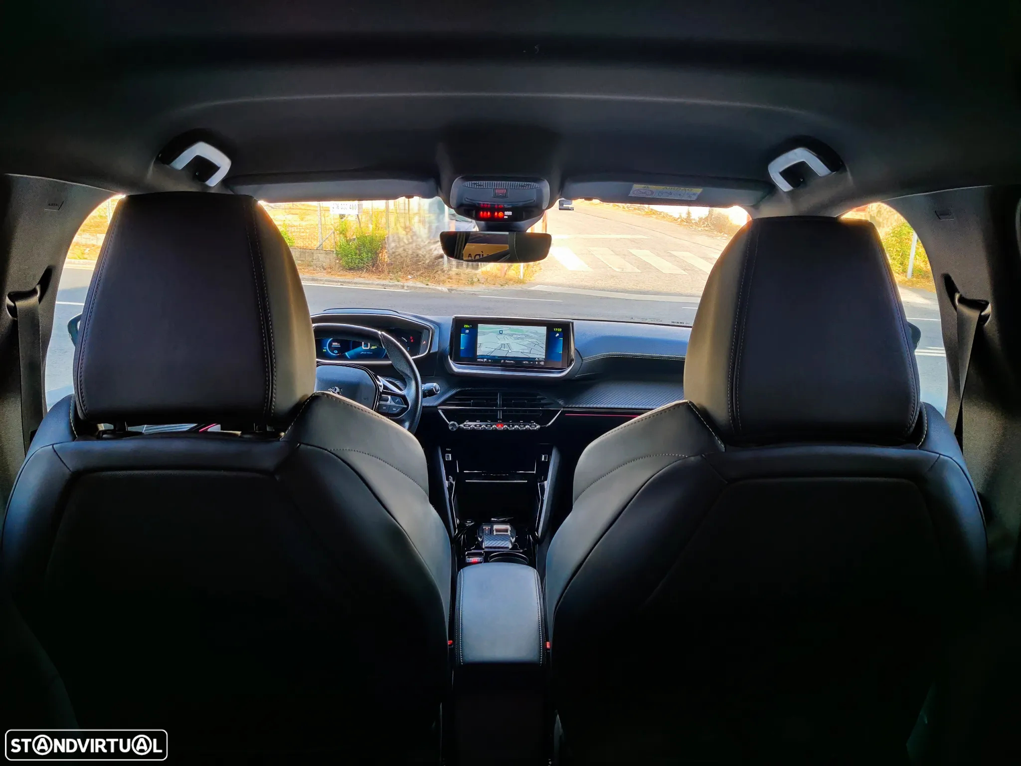 Peugeot e-208 50 kWh GT - 35