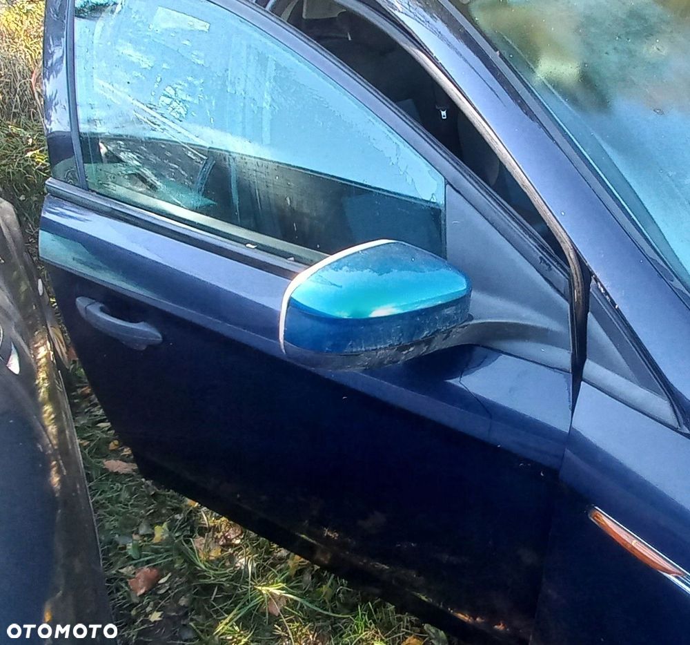 DRZWI PRZEDNIE PRAWE FORD MONDEO KOMBI MK IV V 6