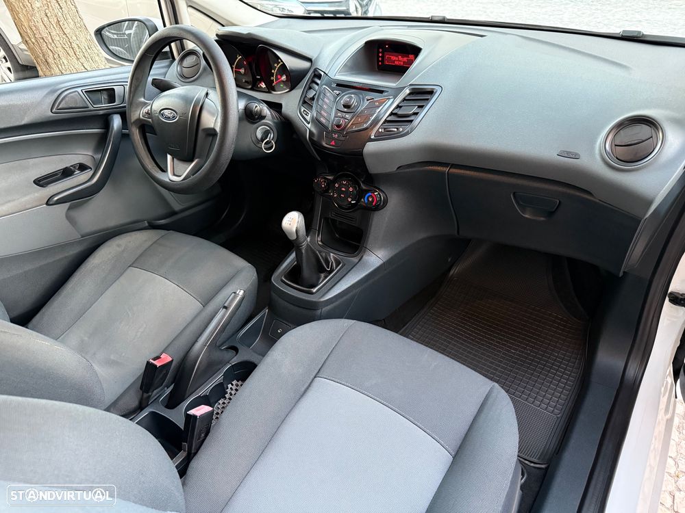 Ford Fiesta 1.4 TDCI Ambiente - 12