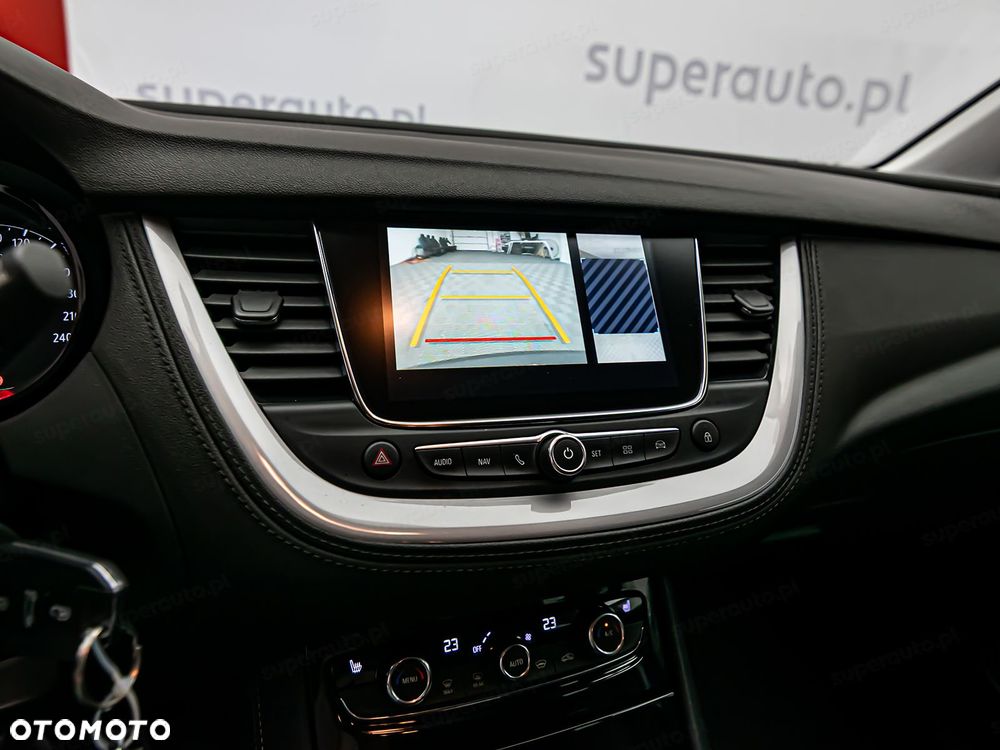 Opel Grandland X - 17