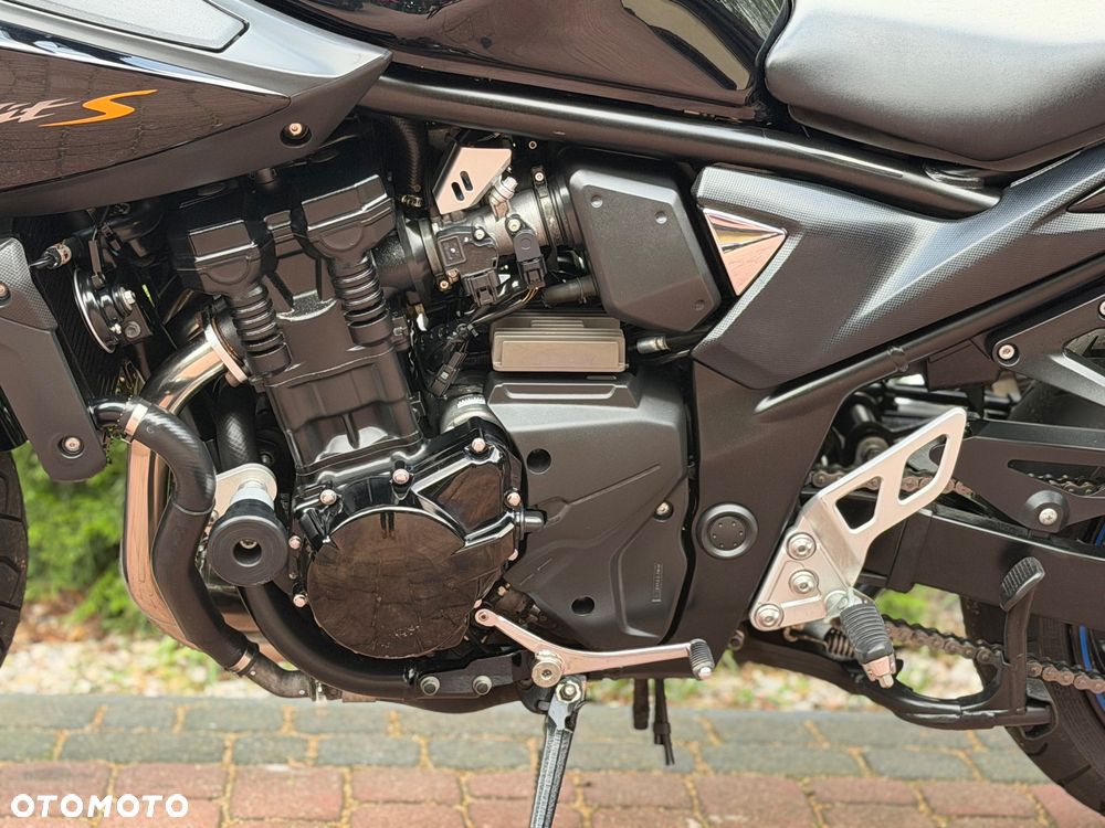 Suzuki Bandit - 16