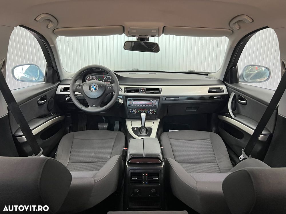 BMW Seria 3 320d xDrive DPF Aut. - 5