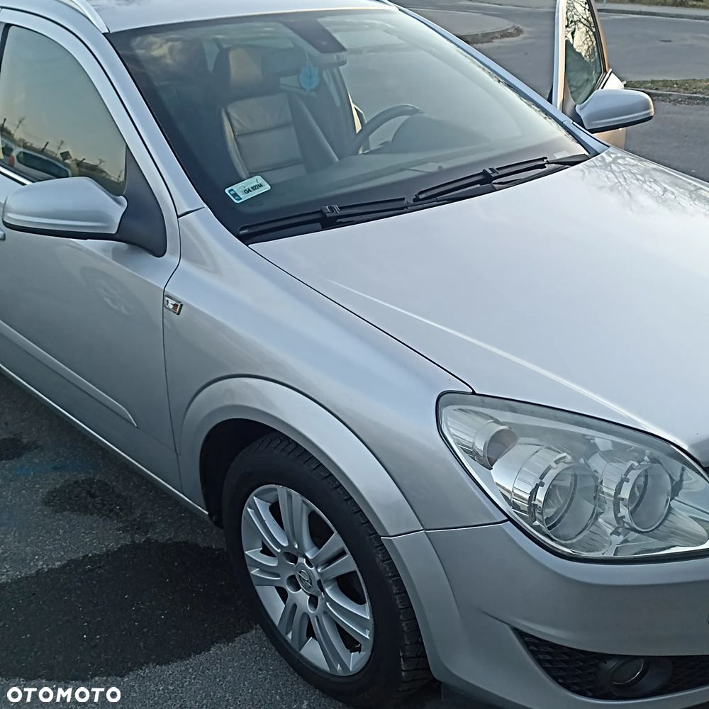 Opel Astra 1.7 CDTI ecoFLEX - 4