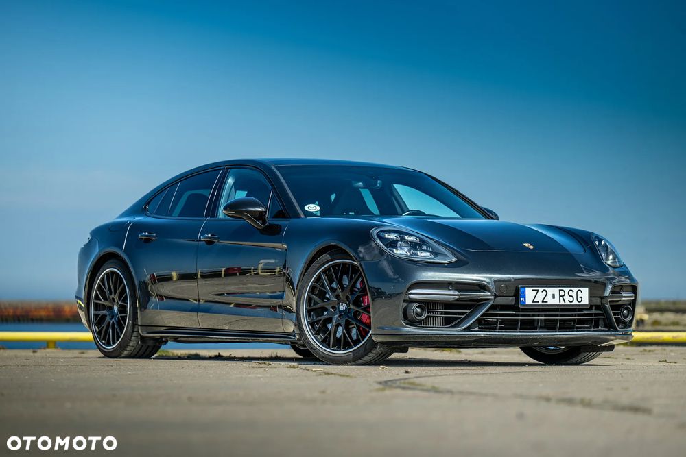 Porsche Panamera Turbo - 5