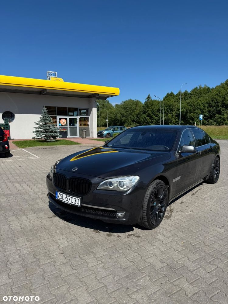 BMW Seria 7 - 1