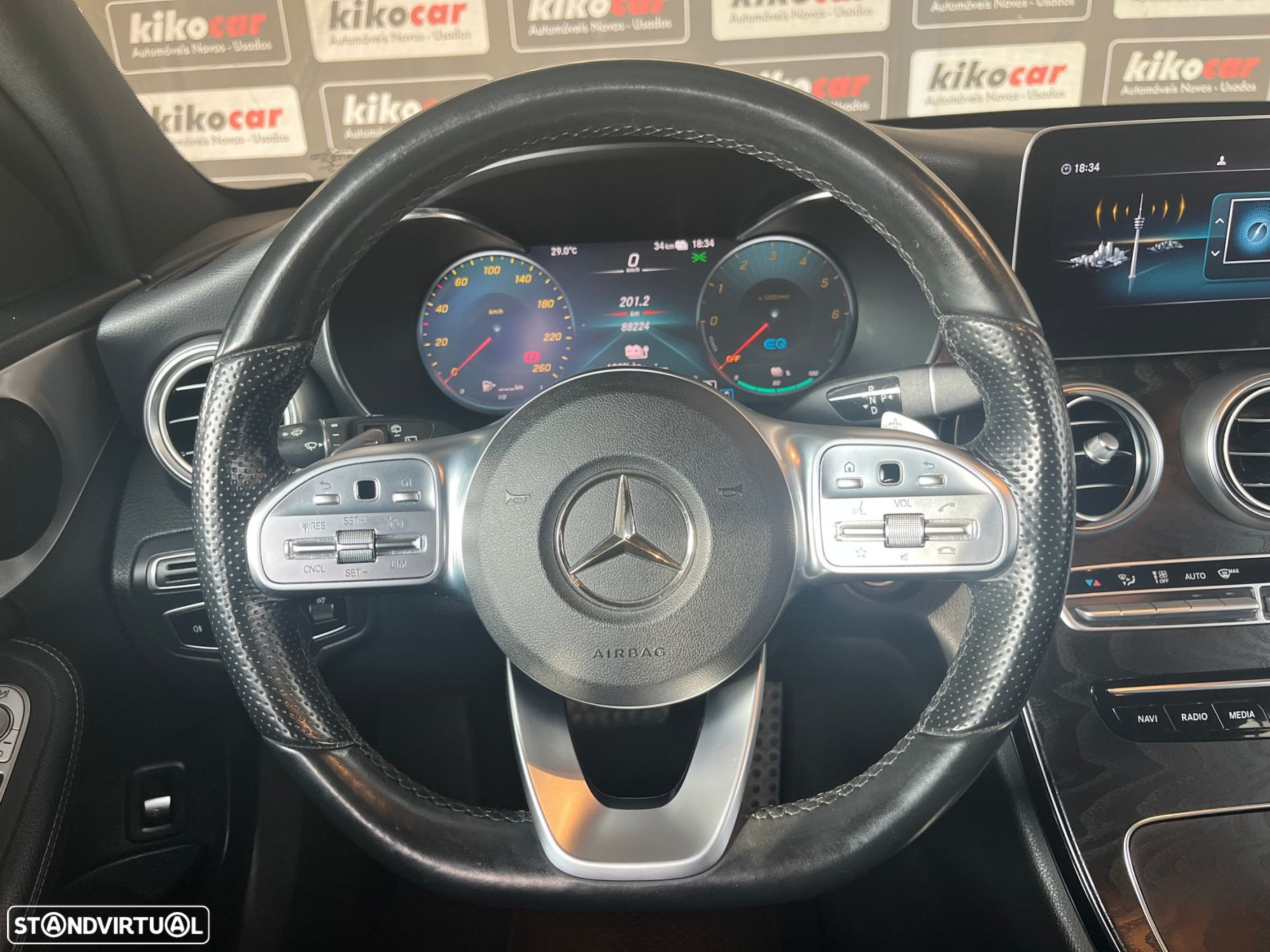 Mercedes-Benz C 300 de AMG Line - 21