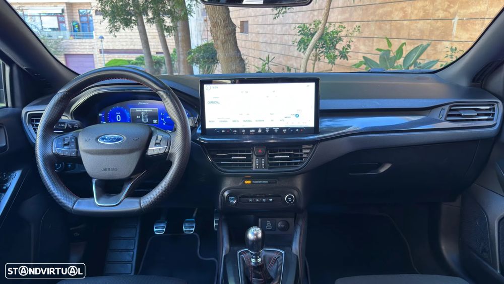 Ford Focus - 11