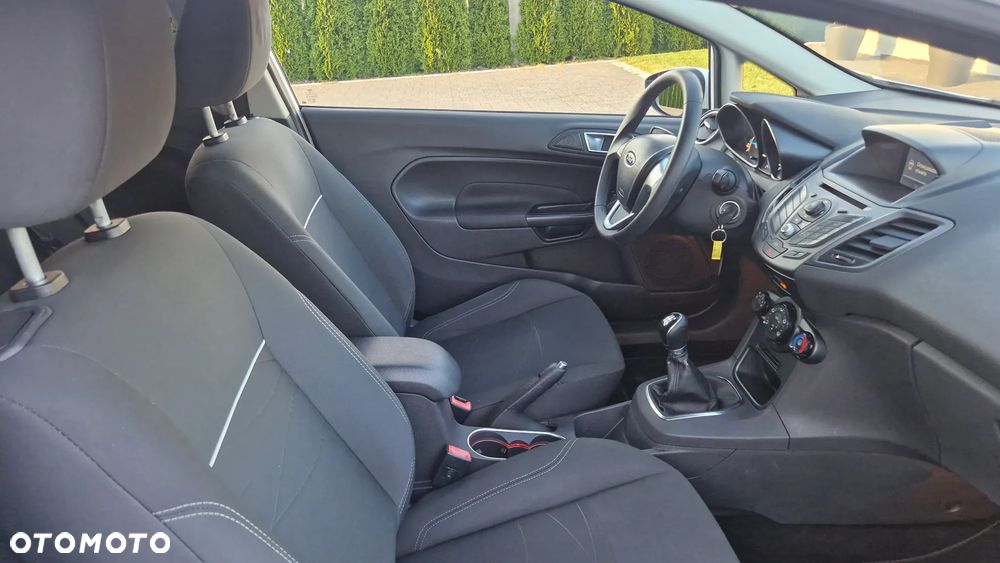 Ford Fiesta 1.0 Titanium - 16