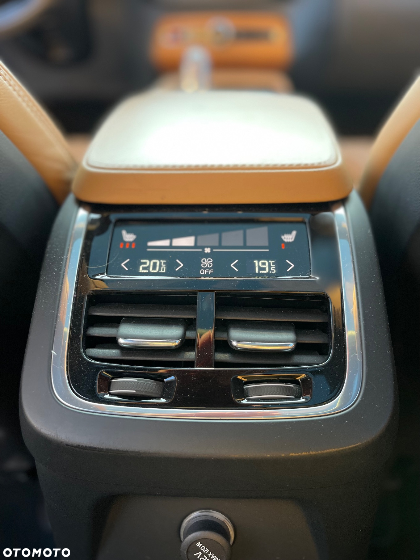 Volvo XC 90 T8 AWD Twin Engine Geartronic Inscription - 18
