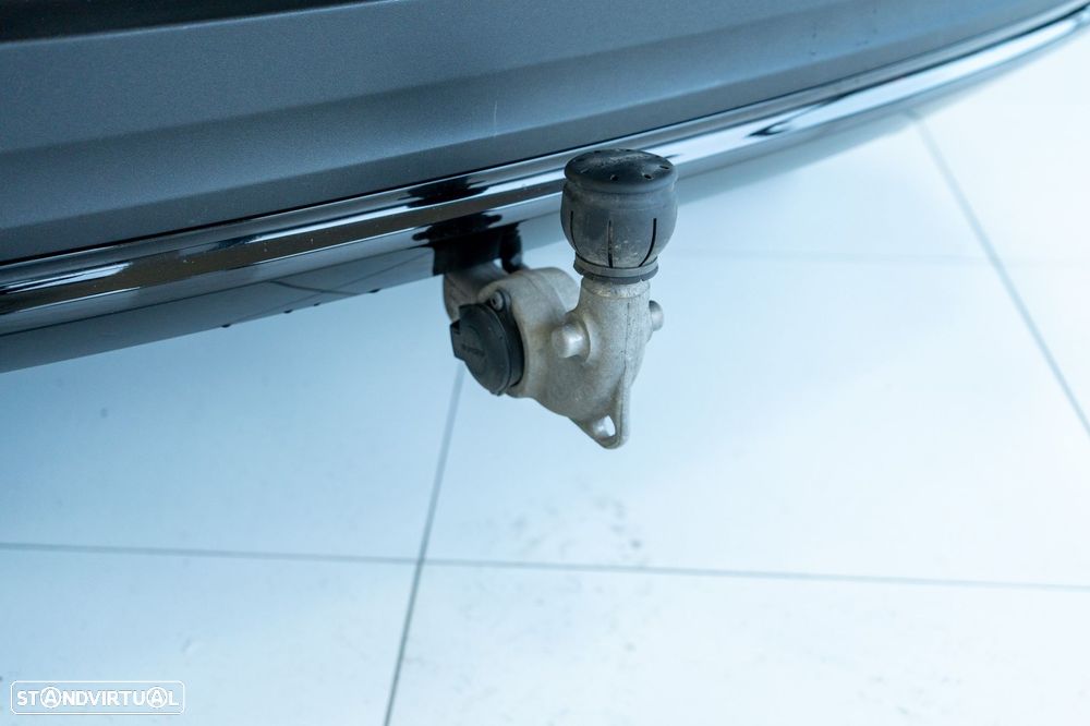 Volvo C40 Recharge 82 kWh Twin Motor Ultimate - 37