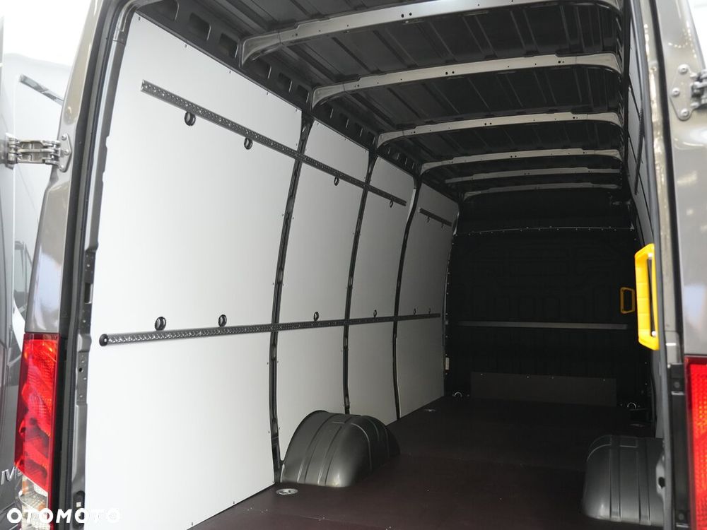 Iveco Daily 35C21 - 10