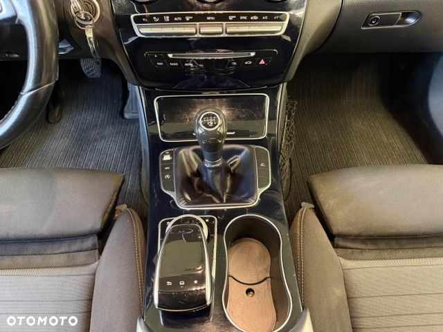 Mercedes-Benz Klasa C 200 (BlueTEC) d Exclusive - 32