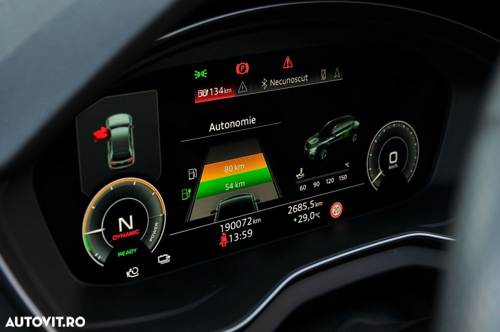 Audi Q5 55 TFSI e quattro S tronic PHEV S Line - 37